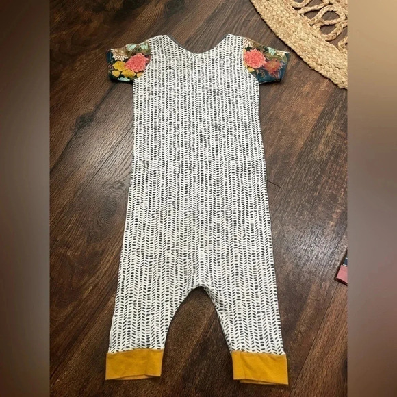 BrinkleeAve Romper 3T (Lot of Two) - Picture 7 of 7